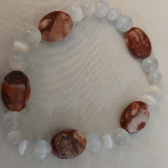 📣 LAST CALL📣 8" Handmade Selenite & Shiva Lingam stretch bracelet - Picture 6 of 9
